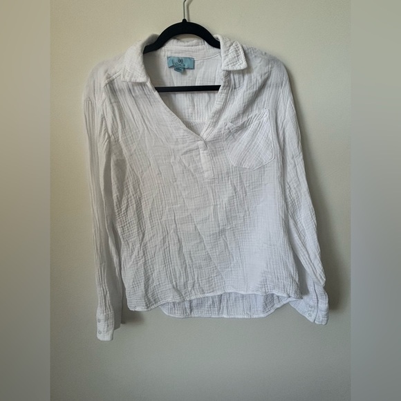 CeCe White Textured Button-Down Shirt - Picture 1 of 2